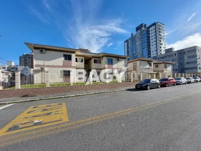 Apartamento com 2 Quartos para alugar, 57m² no Nossa Senhora do Rosário, São José