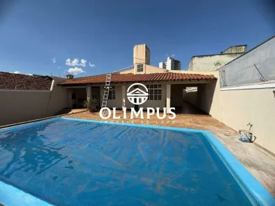 Imóvel Comercial com 6 Quartos para alugar, 300m² no Santa Mônica, Uberlândia
