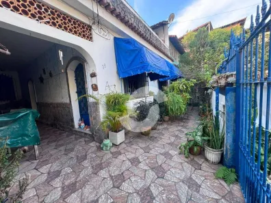 Casa com 3 Quartos à venda, 450m² no Santa Rosa, Niterói