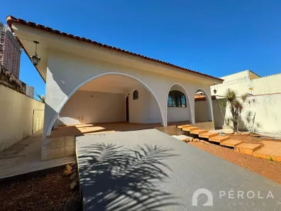 Casa com 3 Quartos para alugar, 281m² no Jardim América, Goiânia