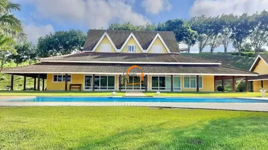 Fazenda/Sítio com 5 Quartos à venda, 1200m² no Batatuba, Piracaia