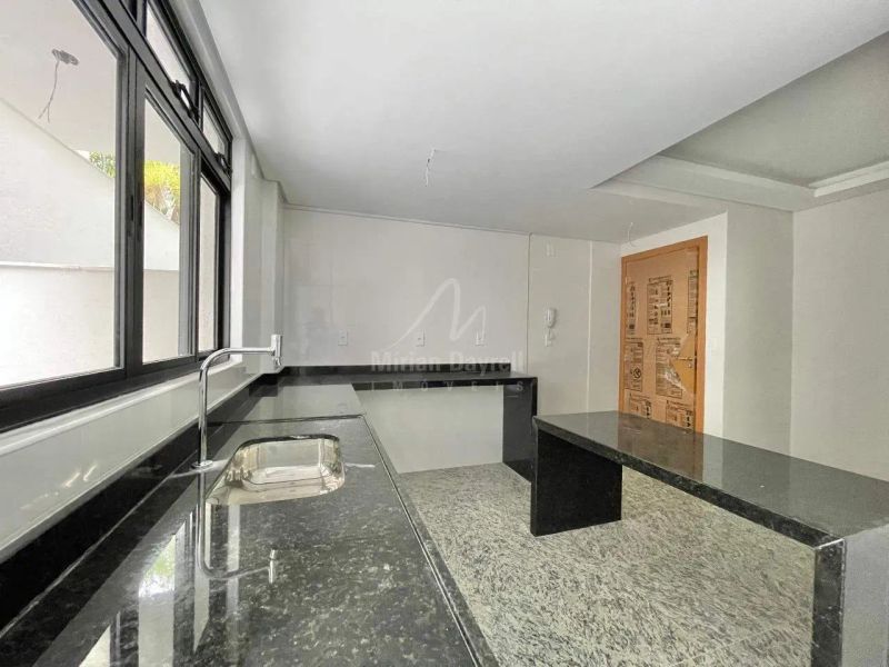 Apartamento com 2 quartos — Funcionários, Belo Horizonte