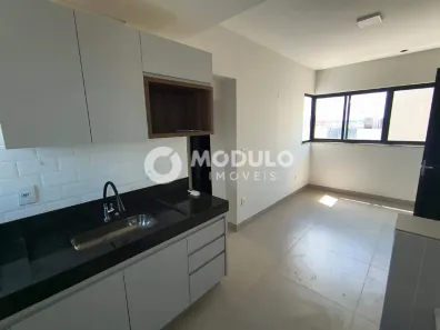 Apartamento com 2 Quartos para alugar, 52m² no Umuarama, Uberlândia