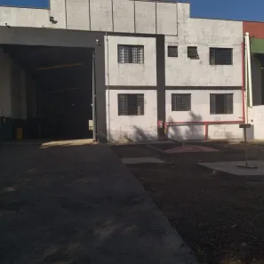 para alugar, 700m² no Chácara São Manoel, Taubaté