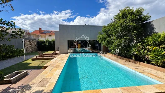Sobrado com 4 Quartos à venda, 386m² no Laranjal, Pelotas