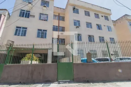 Apartamento com 3 Quartos para alugar, 58m² no Olaria, Rio de Janeiro