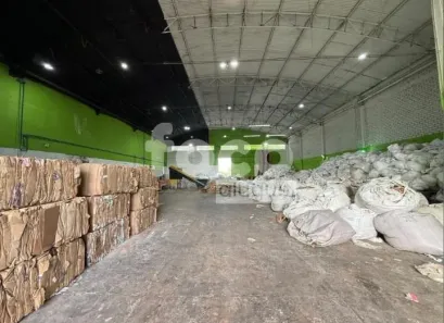 Galpão/Depósito/Armazém para alugar, 900m² no Custódio Pereira, Uberlândia