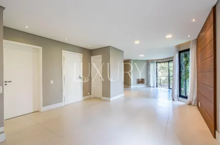 Apartamento com 2 Quartos para alugar, 150m² no Vila Nova Conceição, São Paulo