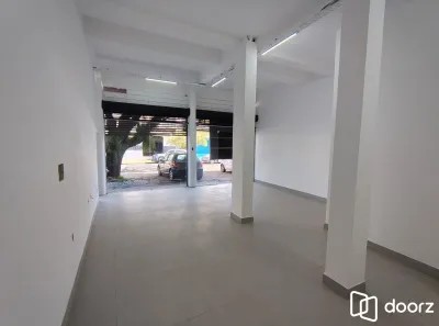 Ponto Comercial com 1 Quarto à venda, 100m² no Navegantes, Porto Alegre