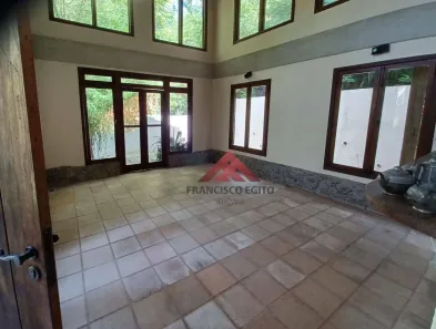Casa com 3 Quartos à venda, 255m² no Itaipu, Niterói