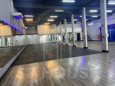 Prédio Comercial para alugar, 1800m² no Vila Nancy, São Paulo