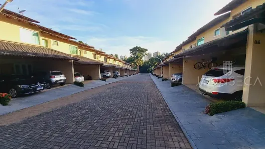 Sobrado com 3 Quartos para alugar, 144m² no Parque Amazônia, Goiânia