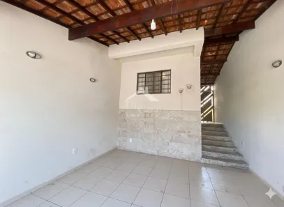 Casa com 3 Quartos à venda, 161m² no Jardim Alvinópolis, Atibaia