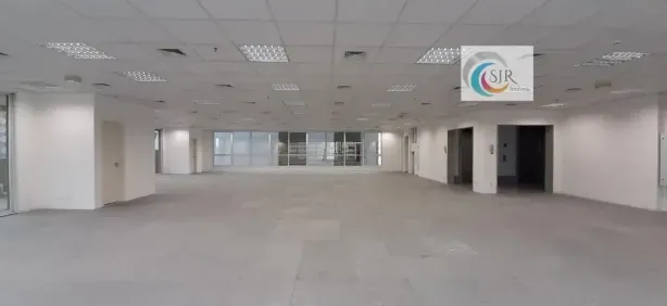 Sala Comercial para alugar, 1400m² no Vila Uberabinha, São Paulo