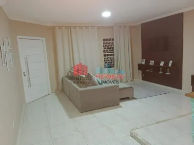 Casa com 3 Quartos à venda, 250m² no Capela, Vinhedo