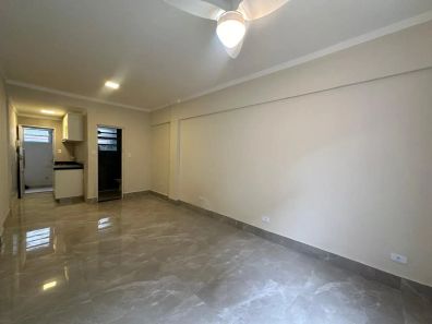 Kitnet com 1 Quarto à venda, 33m² no Canto do Forte, Praia Grande