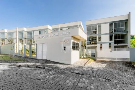 Casa de Condomínio com 2 Quartos à venda, 146m² no Água Verde, Blumenau