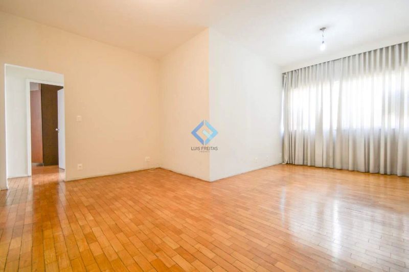 Apartamento com 3 quartos — Centro, Belo Horizonte