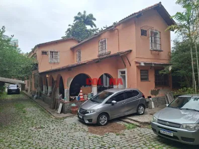 Casa com 8 Quartos à venda, 300m² no Santa Rosa, Niterói