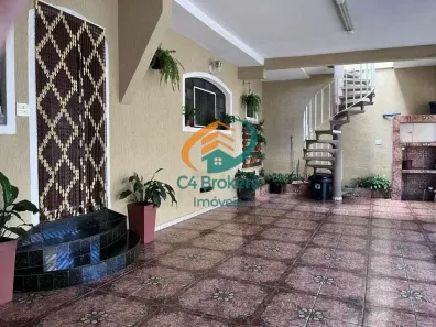 Sobrado com 3 Quartos à venda, 250m² no Jardim São Domingos, Guarulhos