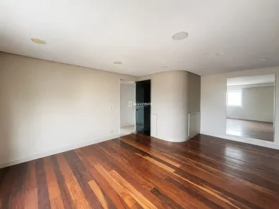 Apartamento com 3 Quartos para alugar, 235m² no Santa Cecília, Porto Alegre