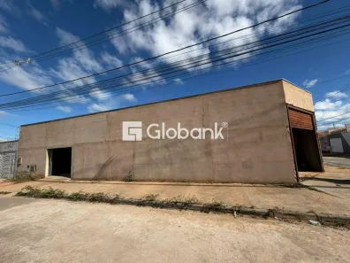 Galpão/Depósito/Armazém para alugar, 140m² no Jardim Olímpico, Montes Claros