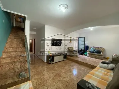 Sobrado com 3 Quartos à venda, 149m² no Loteamento Villa Branca, Jacareí