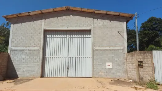 Galpão/Depósito/Armazém com 1 Quarto para alugar, 240m² no Jardim Gramado, Cuiabá