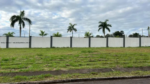 Lote/Terreno à venda, 300m² no Parque Residencial Mart Ville, Presidente Prudente