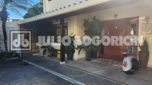 Casa de Condomínio com 4 Quartos à venda, 186m² no Anil, Rio de Janeiro