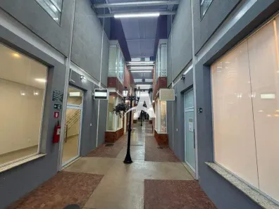 Ponto Comercial para alugar, 90m² no Centro, Uberlândia