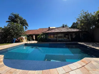 Casa com 3 Quartos à venda, 456m² no Bela Suiça, Londrina