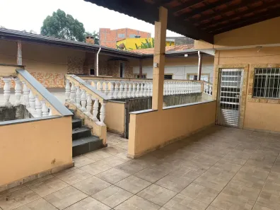 Casa com 3 Quartos para alugar, 140m² no Bandeiras, Osasco