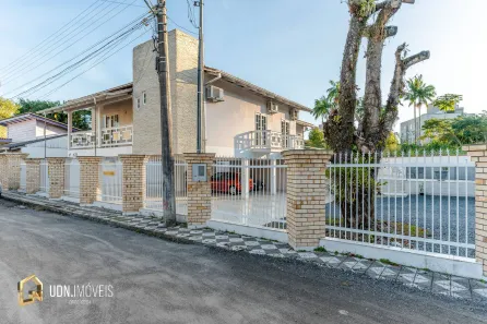 Casa com 4 Quartos à venda, 365m² no Velha, Blumenau