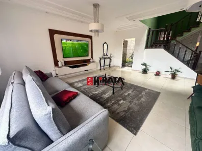 Sobrado com 3 Quartos à venda, 220m² no Jardim Telles de Menezes, Santo André