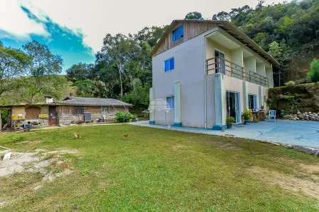 Fazenda/Sítio com 4 Quartos à venda, 210m² no , Bocaiúva do Sul
