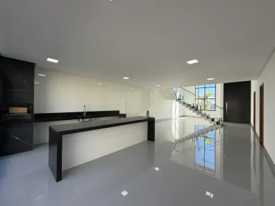 Sobrado com 4 Quartos à venda, 232m² no Jardins Parma, Senador Canedo