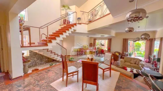 Casa com 4 Quartos à venda, 541m² no Vila Olímpica, Uberaba