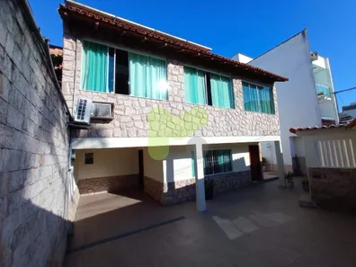Casa com 4 Quartos à venda, 221m² no Praia Campista, Macaé