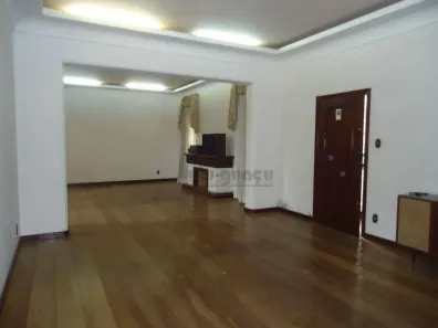 Imóvel Comercial com 3 Quartos para venda ou aluguel, 650m² no Centro, Itu