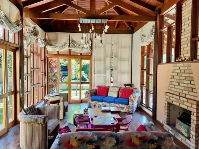 Casa com 4 Quartos à venda, 312m² no Jardim Novo Embu, Embu das Artes