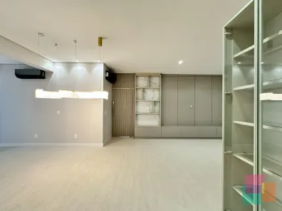 Apartamento com 3 Quartos à venda, 127m² no América, Joinville