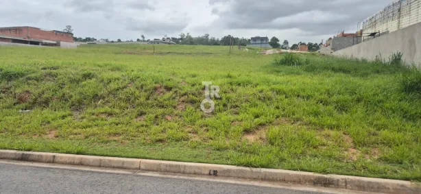 Lote/Terreno à venda, 420m² no Corrupira, Jundiaí
