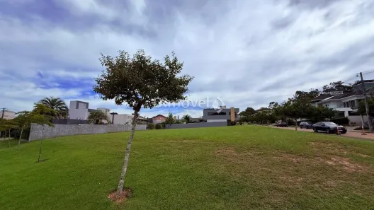 Lote/Terreno à venda, 682m² no Vila Nova, Porto Alegre