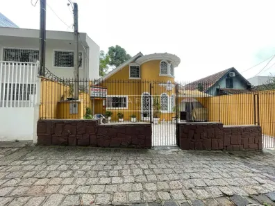 Casa com 2 Quartos à venda, 156m² no Água Verde, Curitiba