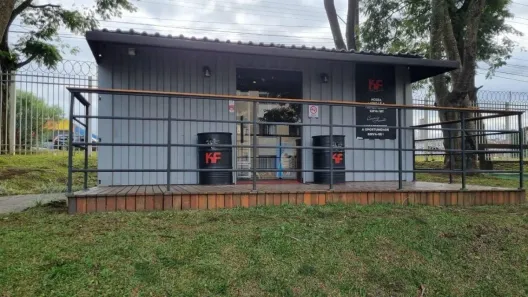 Apartamento com 3 Quartos à venda, 81m² no Pinheirinho, Curitiba