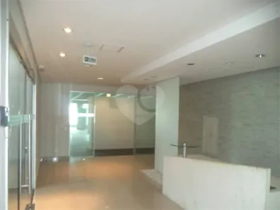 Sala Comercial à venda, 2844m² no Jardim São Luís, São Paulo