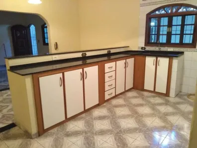 Sobrado com 4 Quartos à venda, 182m² no Vila Guarani, Santo André
