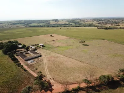 Fazenda/Sítio com 2 Quartos à venda, 20m² no Jardim Maria Alice, Uberaba