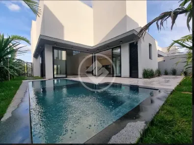 Casa de Condomínio com 4 Quartos à venda, 270m² no Nova Uberlândia, Uberlândia